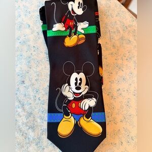 Vintage, 90s Y2K, Mickey Mouse 100% Silk men’s Necktie